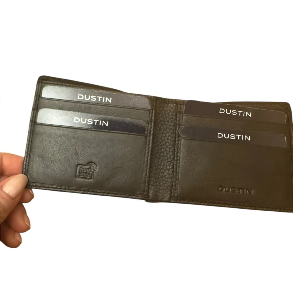 Dustin black leather men’s wallet. Made in Italy. NIB